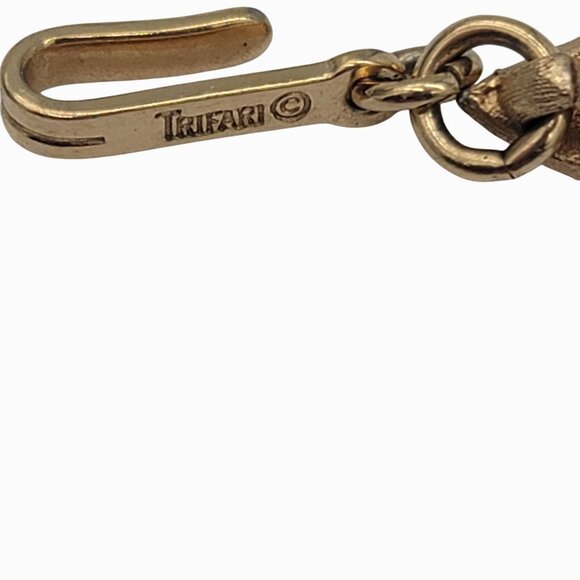 Vintage Crown Trifari Brushed Gold Bracelet Earrings Brooch Set Parure - Picture 10 of 11